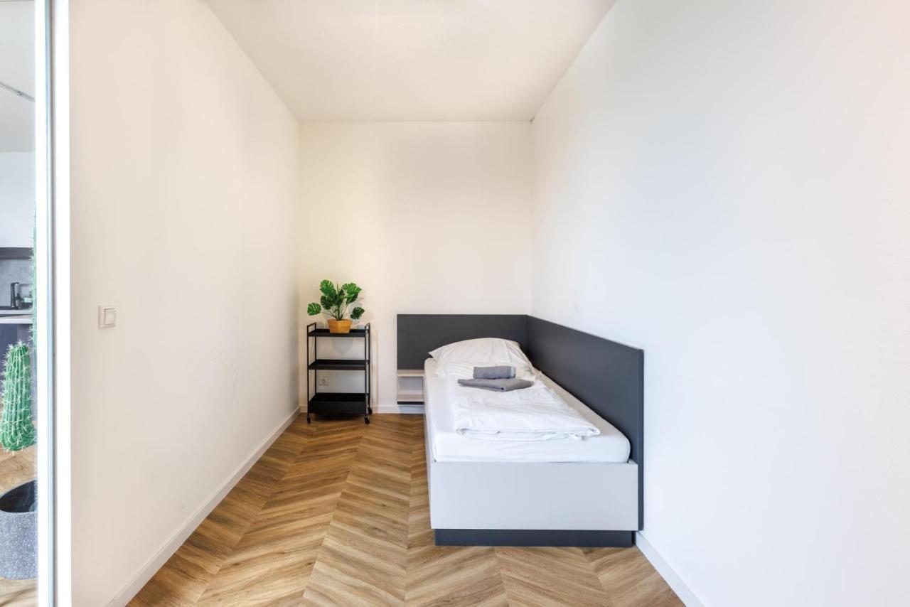 Glueck Auf Appartements Dueppelstrasse Оберхаузен Екстериор снимка