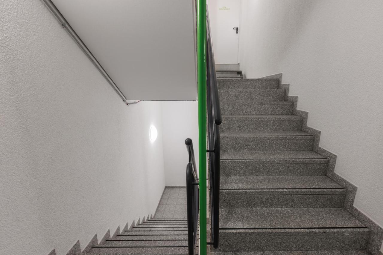 Glueck Auf Appartements Dueppelstrasse Оберхаузен Екстериор снимка